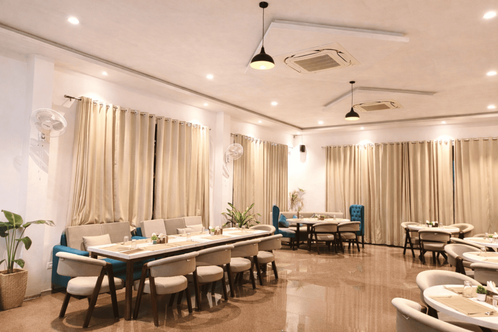 BAARI Restaurant at Aura Gold Resort, Multi-Cuisine Dining in Udaipur ...